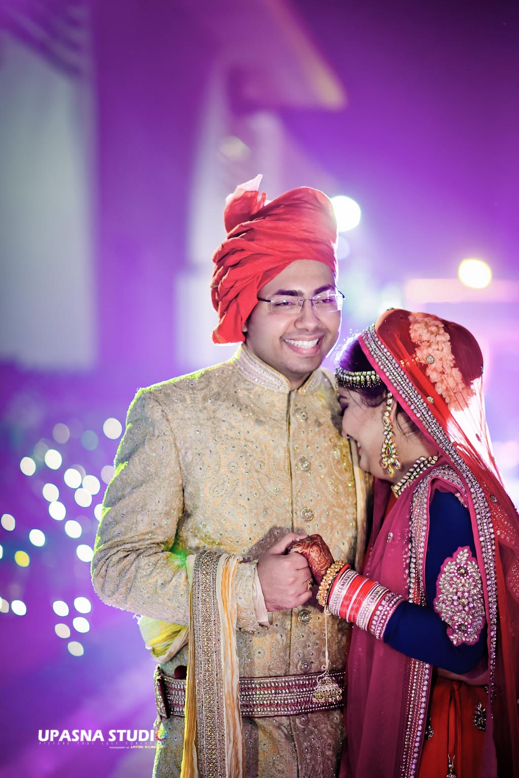 wedding couple indian